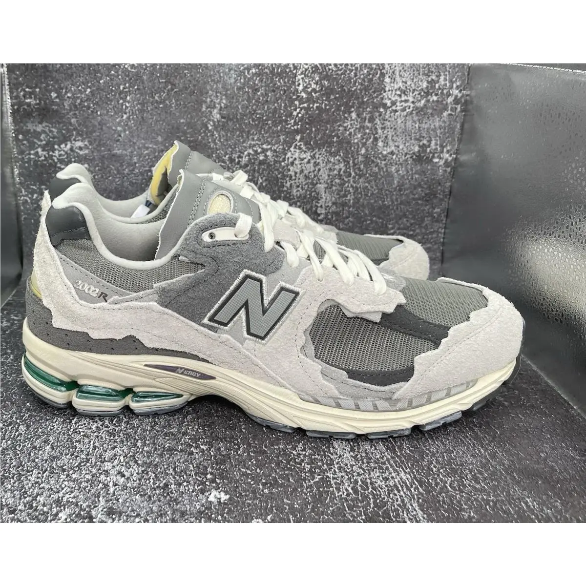 New Balance shoes - New Balance 2002 R - M2002RDA - Gray 1