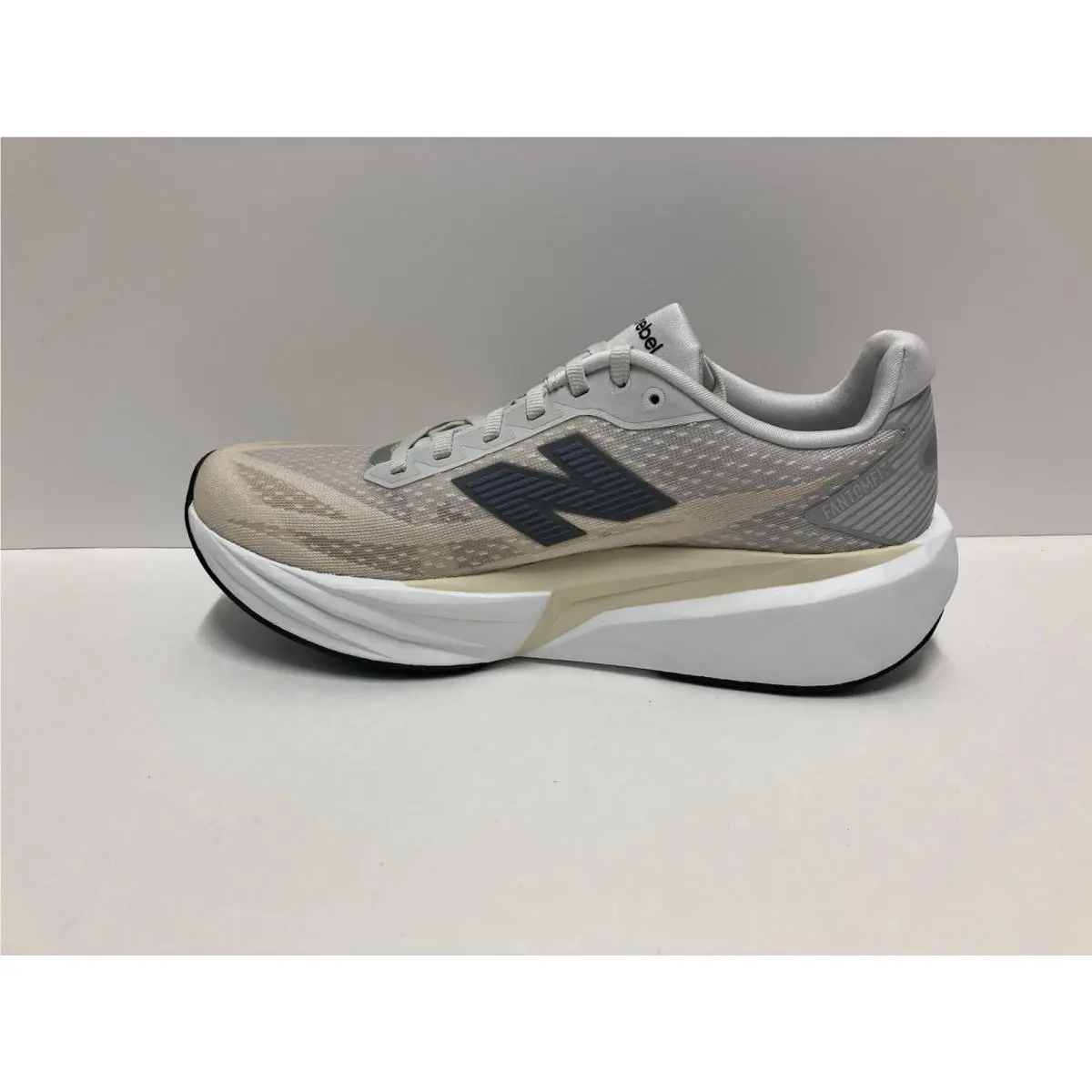 New Balance shoes - New Balance FuelCell Rebel - FuelCell Rebel - WFCXLX5 - Gray (UPC: 198686836393) 2