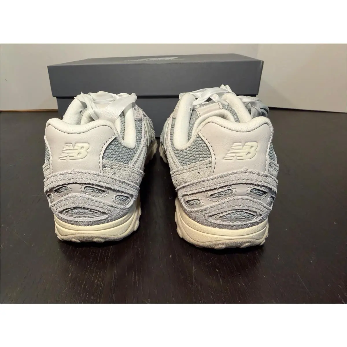 New Balance shoes - Grey, Cream 9