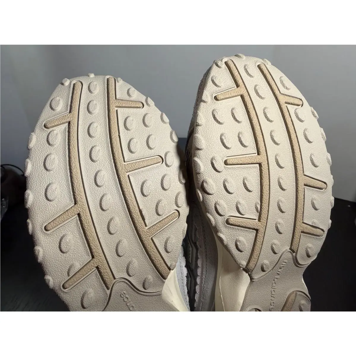 New Balance shoes - Grey, Cream 15