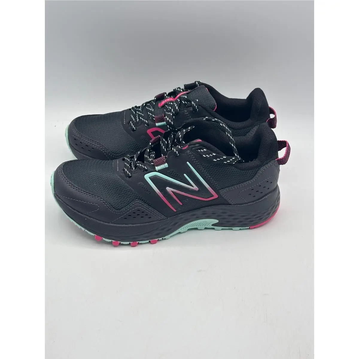 New Balance shoes - New Balance 410v8 - Black 1
