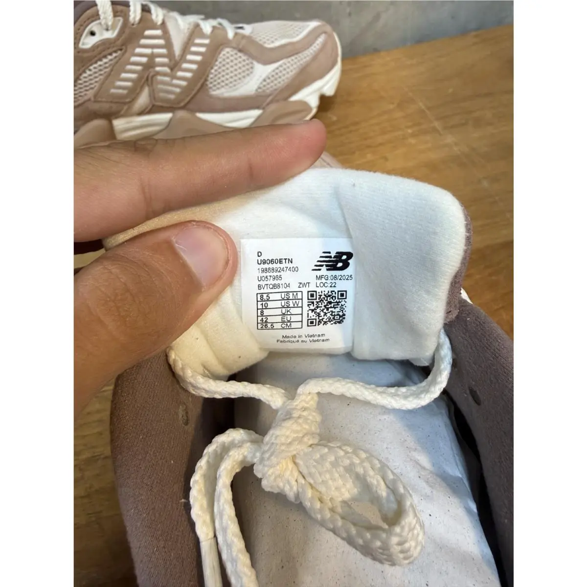 New Balance shoes - New Balance 9060 - U90609XS - Brown 5