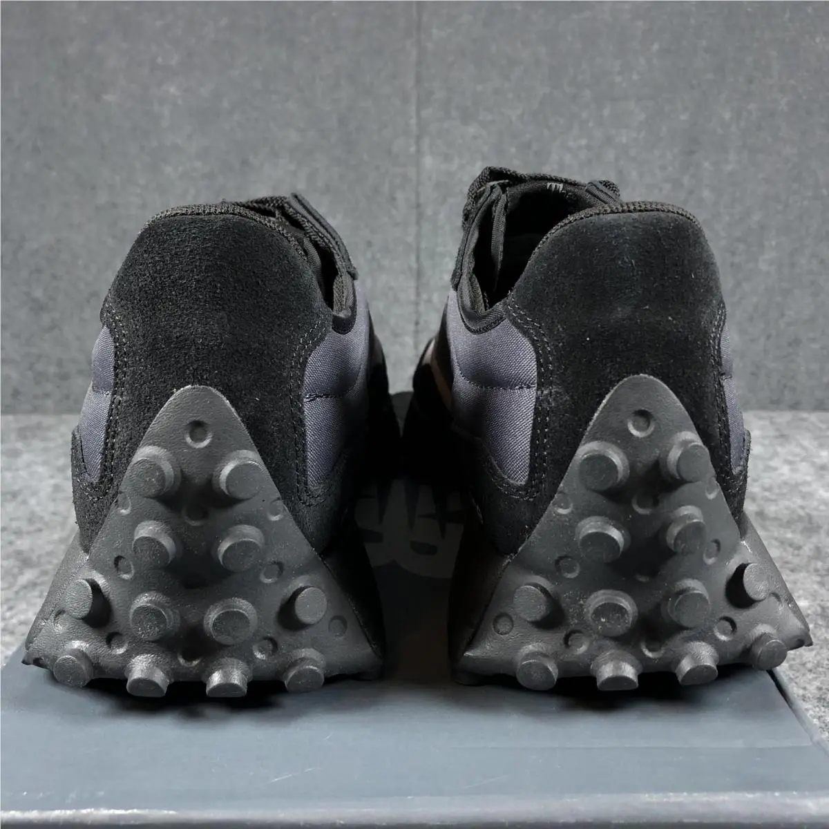 New Balance shoes - New Balance 327 - MS327SB - Black 5
