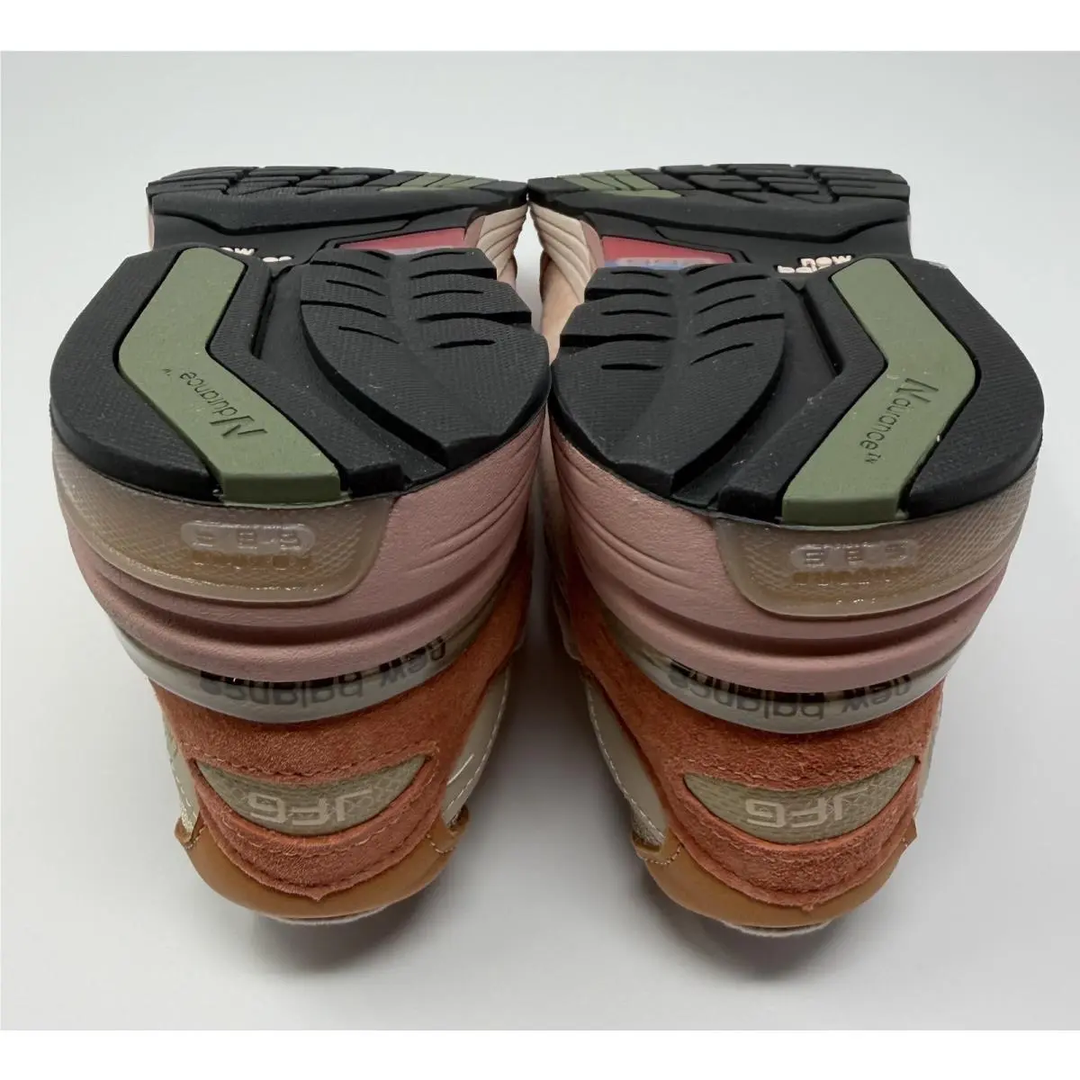 New Balance shoes - New Balance 992 - XU992JG1 - Multicolor 3