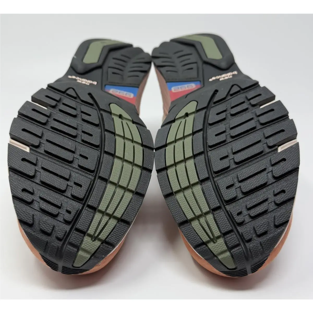 New Balance shoes - New Balance 992 - XU992JG1 - Multicolor 5