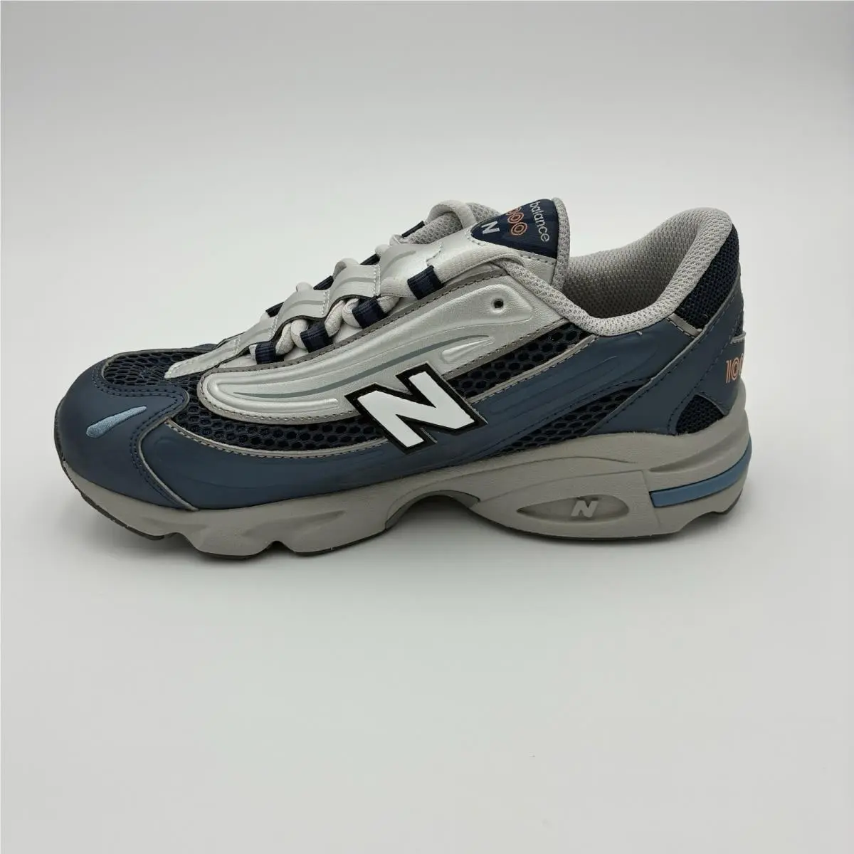 New Balance shoes - New Balance 1000 - Blue 4
