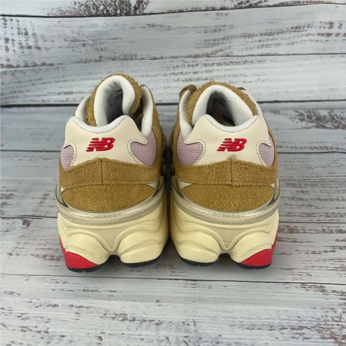 New Balance shoes - New Balance 9060 - Red (UPC: 197968446084) 4