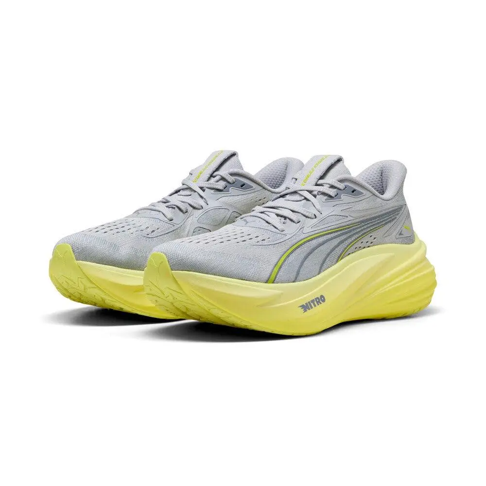 Men`s Magmax Nitro 2 Running Shoes  Team Royal-vibrant Blue vibrant silver lux lime by Puma