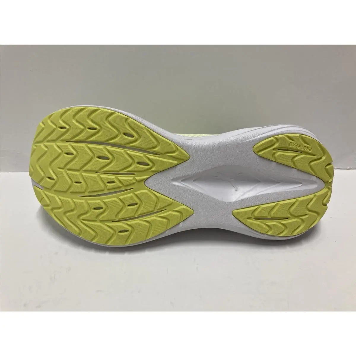 Puma shoes - Maxima Pro Wns - Maxima Pro Wns - 313793 09 - Lux Lime - Puma White Apple (UPC: 198556691220) 2