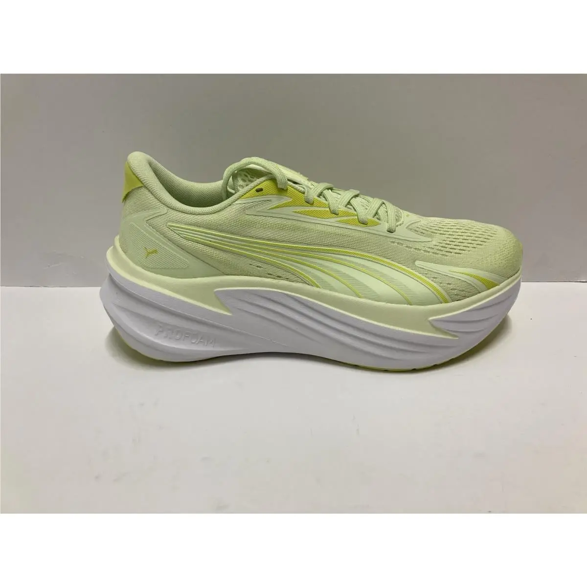 Puma shoes - Maxima Pro Wns - Maxima Pro Wns - 313793 09 - Lux Lime - Puma White Apple (UPC: 198556691220) 0