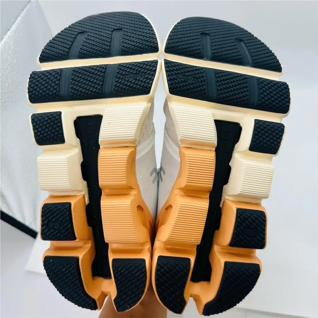 On-Running shoes - Cloudflyer 4 - Cloudflyer - White 5