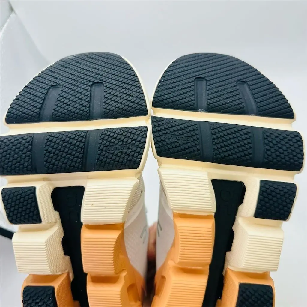 On-Running shoes - Cloudflyer 4 - Cloudflyer - White 8