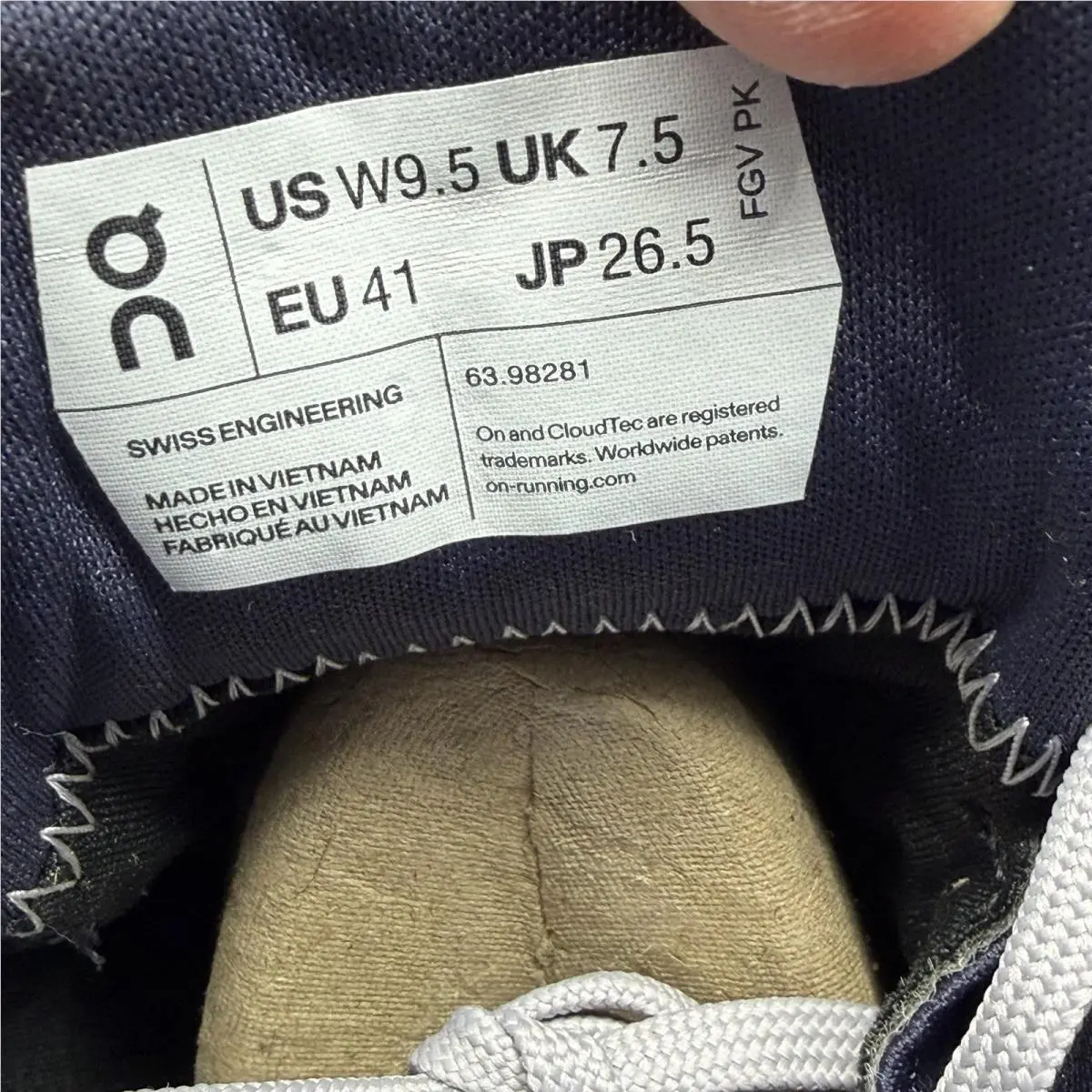 On-Running shoes - On Cloudrock 2 Waterproof - Cloudrock Waterproof - 6398281 - Shark/Fade (UPC: 7630419176138) 10