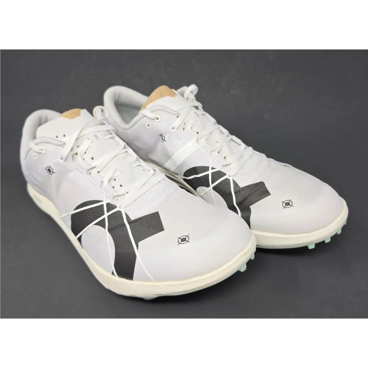 On Running Cloudspike 1500 Undyed White/mint Track Spikes Shoes Women`s 10
