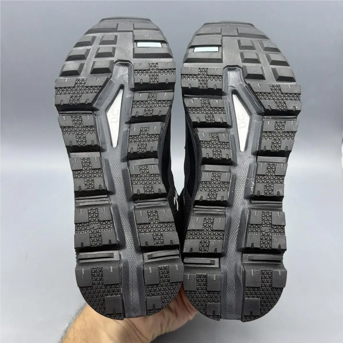 On-Running shoes - On Cloudtrax Waterproof - Cloudtrax Waterproof - 3WD10880553 - Black (UPC: 7630419178613) 6
