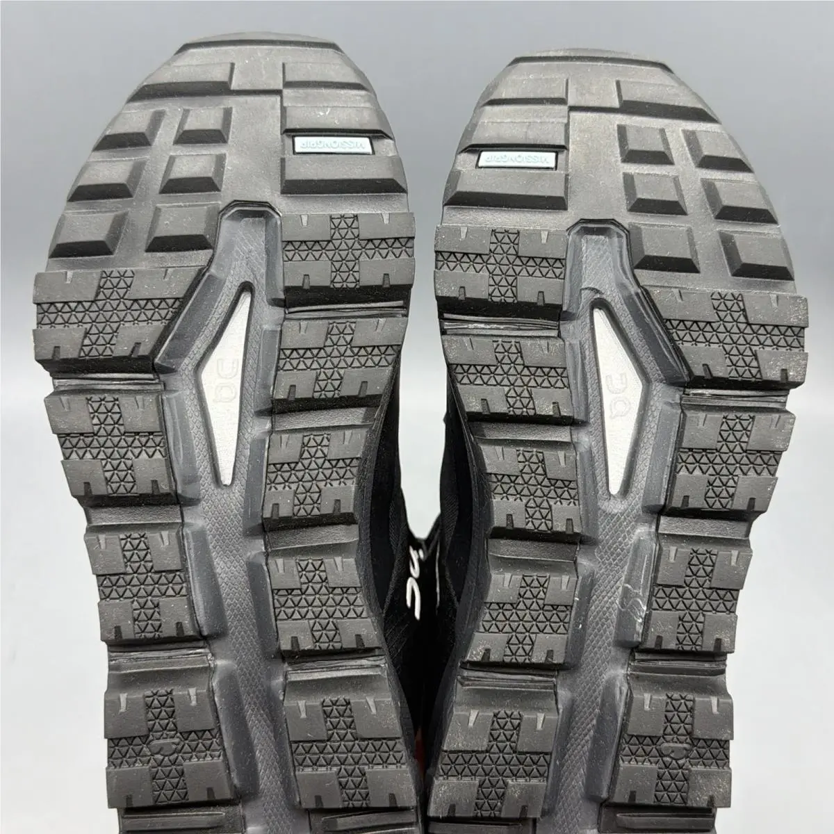 On-Running shoes - On Cloudtrax Waterproof - Cloudtrax Waterproof - 3WD10880553 - Black (UPC: 7630419178613) 7