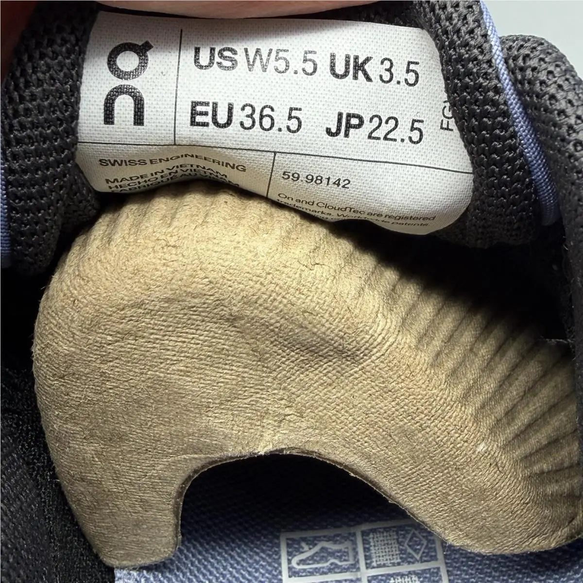 On-Running shoes - On Cloud 5 Waterproof - Cloud Waterproof - 5998142 - Slate/Magnet (UPC: 0191497052334) 11