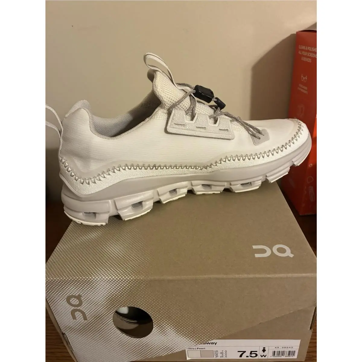 On-Running shoes - On Cloudaway - Cloudaway - 4998945 - White 1