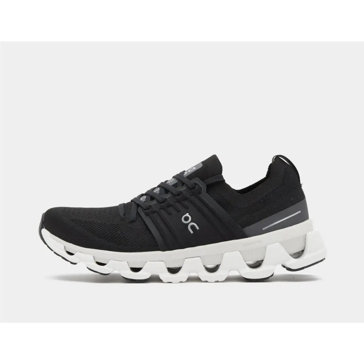 On-Running shoes - Black (UPC: 7630419171775) 1