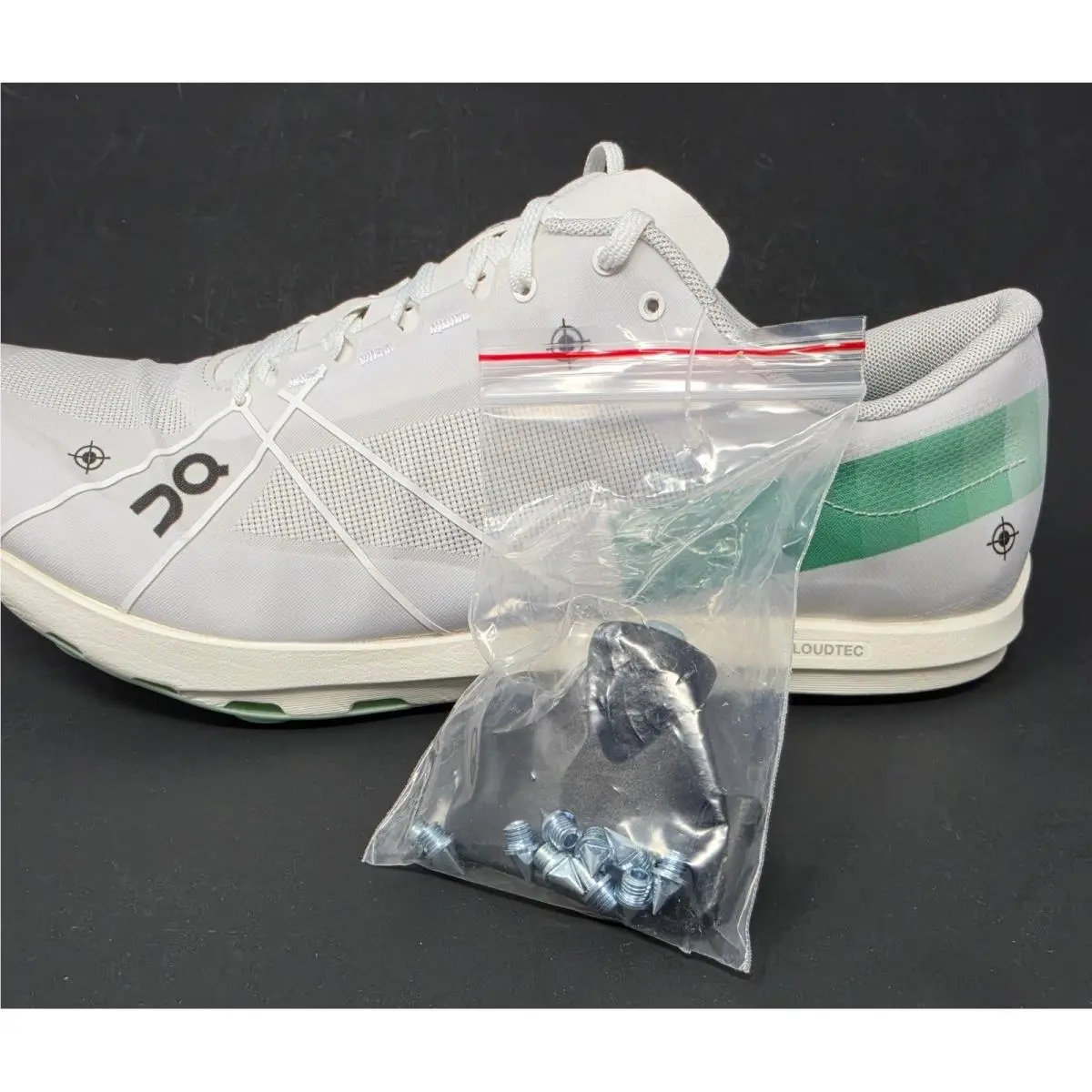 On-Running shoes - Cloudspike 1500m - Cloudspike - White 8