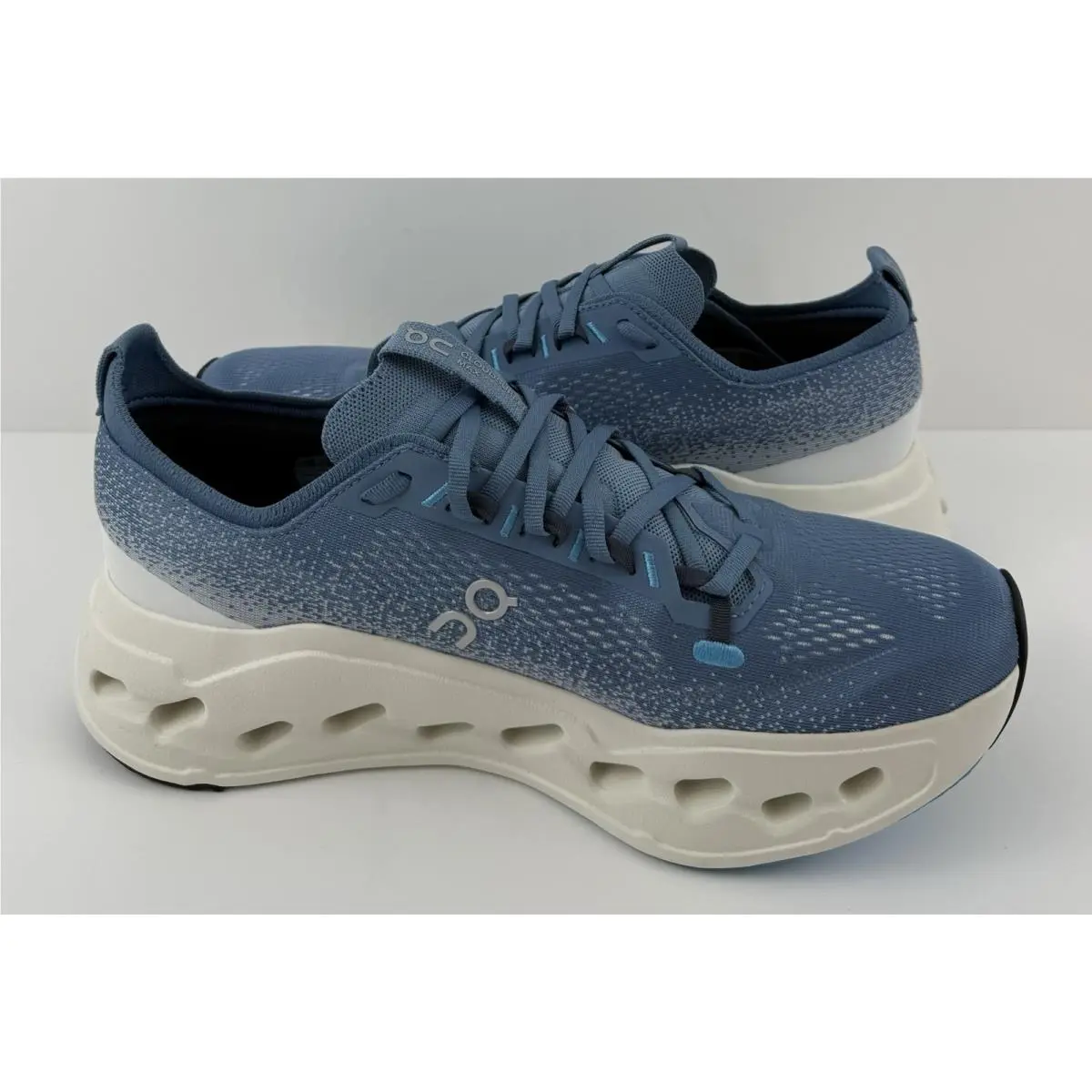 On-Running shoes - Cloudsurfer Max - Cloudsurfer Max - Blue and Ivory 2