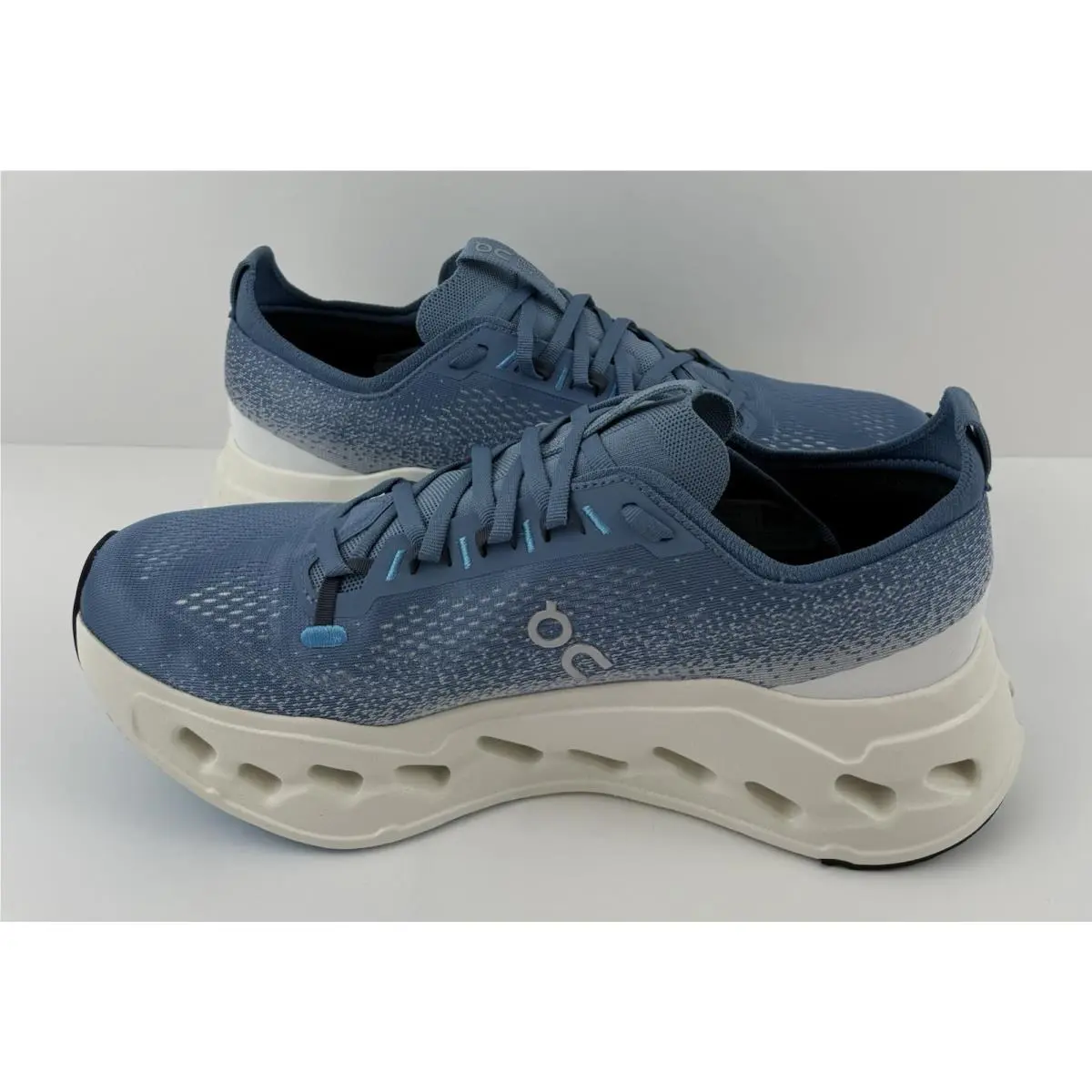 On-Running shoes - Cloudsurfer Max - Cloudsurfer Max - Blue and Ivory 3