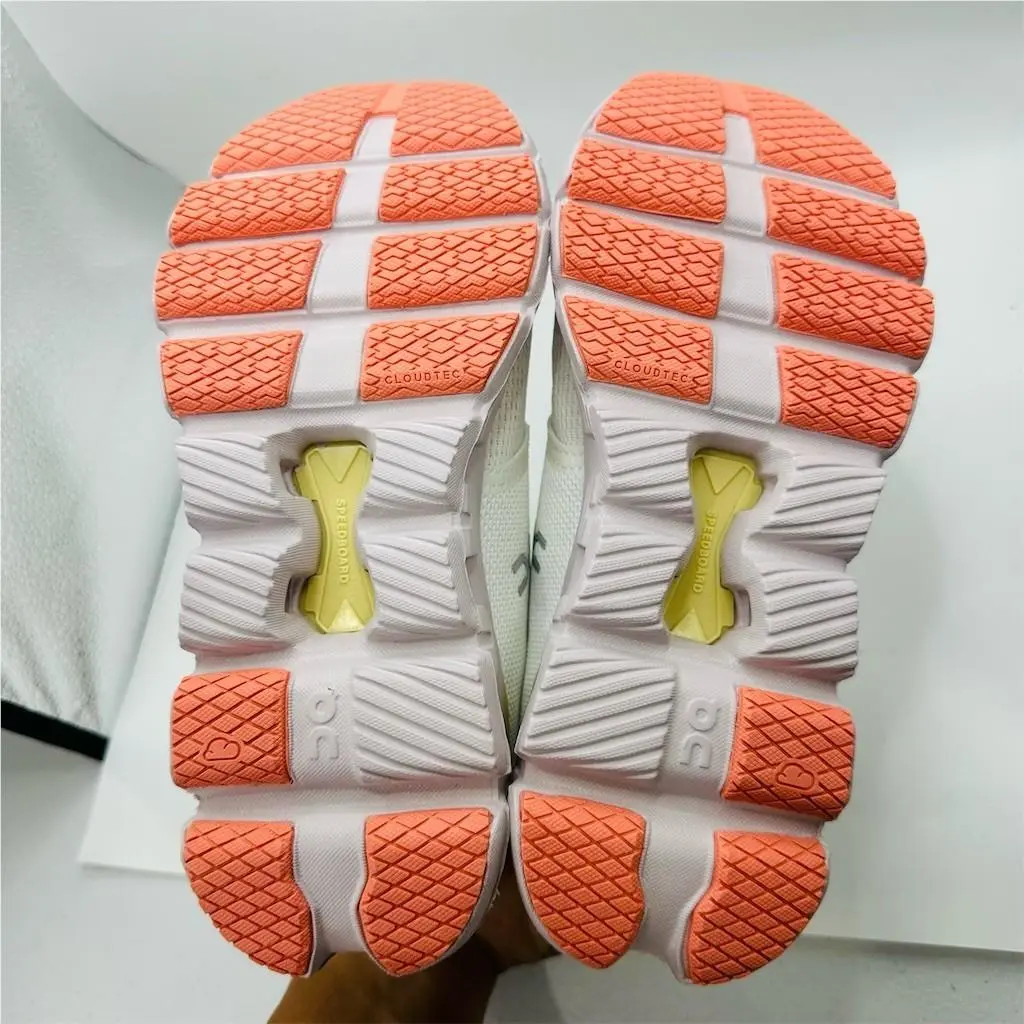 On-Running shoes - Cloud X 4 - Cloud - Ivory 5