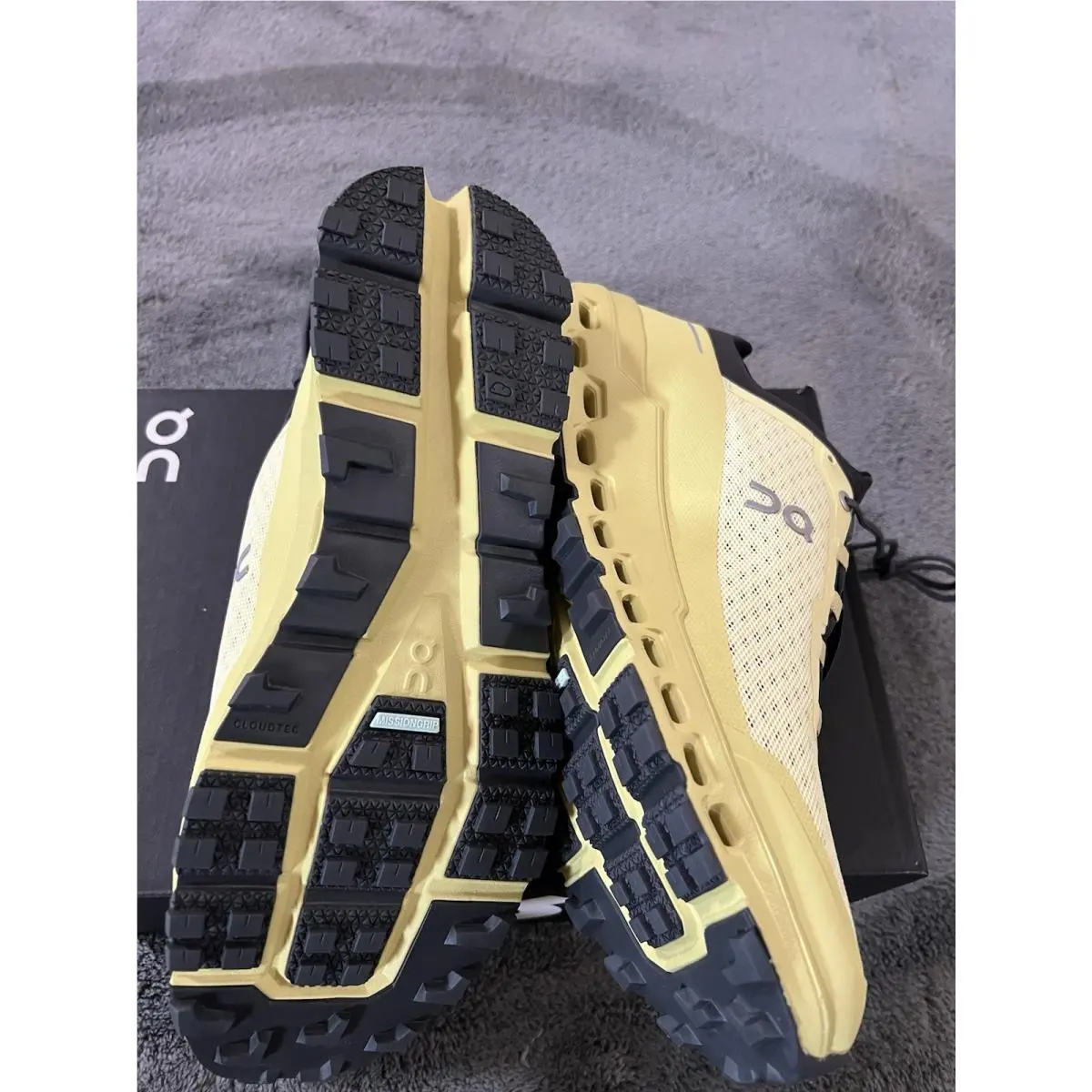 On-Running shoes - On Cloudultra - Cloudultra - Yellow 2