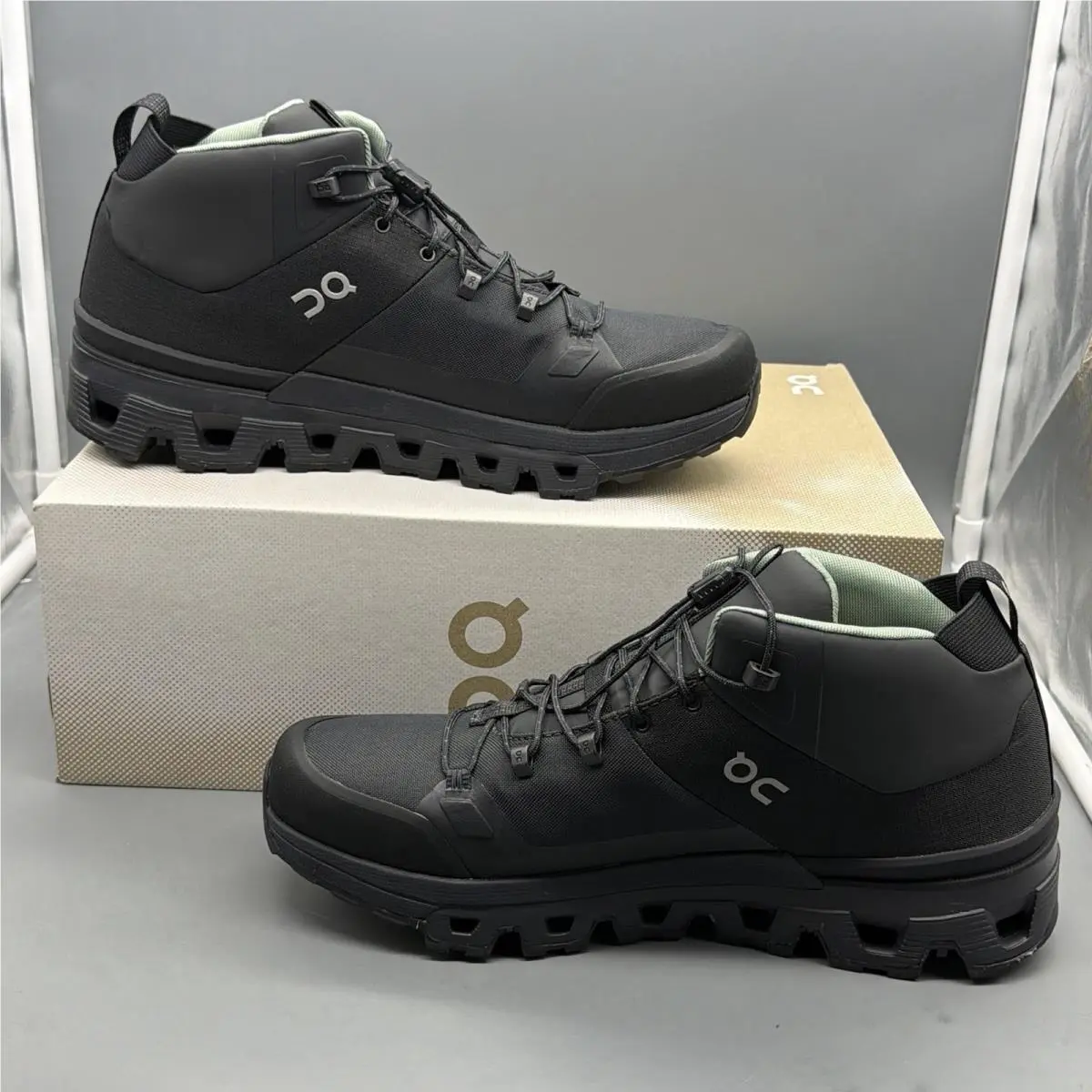 On-Running shoes - Cloudtrax Waterproof - Cloudtrax Waterproof - 3MD10870553 - Black (UPC: 7630419178354) 1