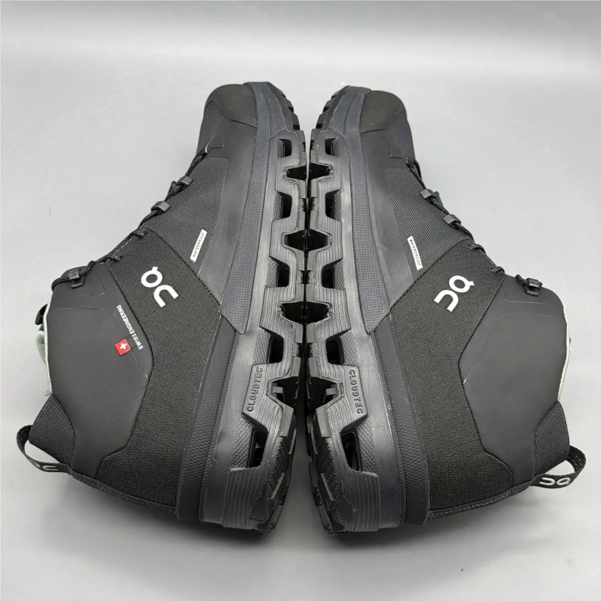 On-Running shoes - Cloudtrax Waterproof - Cloudtrax Waterproof - 3MD10870553 - Black (UPC: 7630419178354) 4