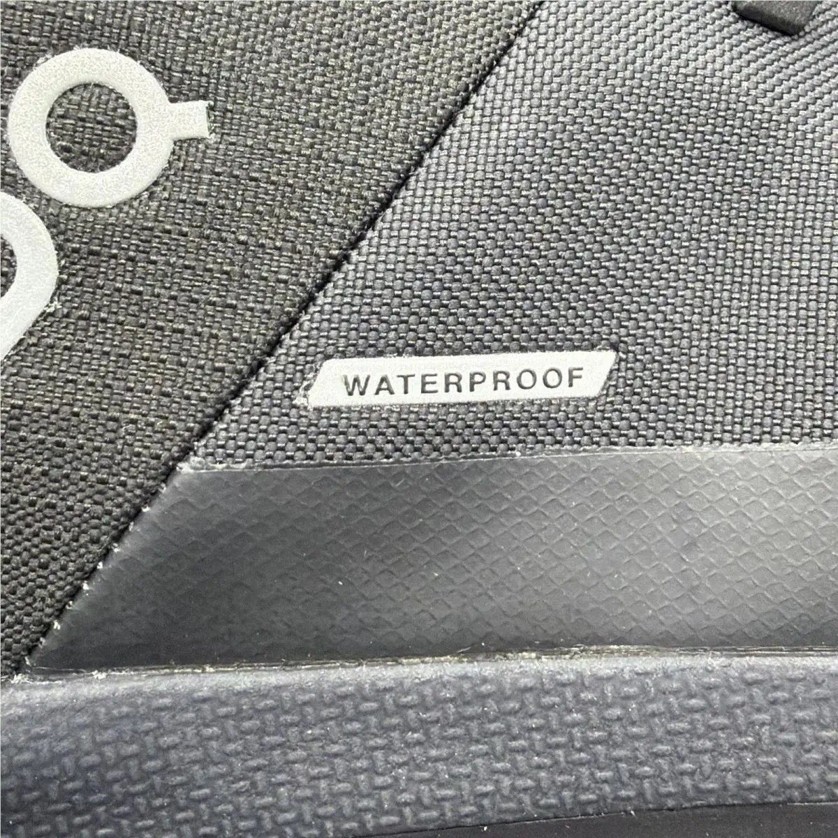 On-Running shoes - Cloudtrax Waterproof - Cloudtrax Waterproof - 3MD10870553 - Black (UPC: 7630419178354) 9