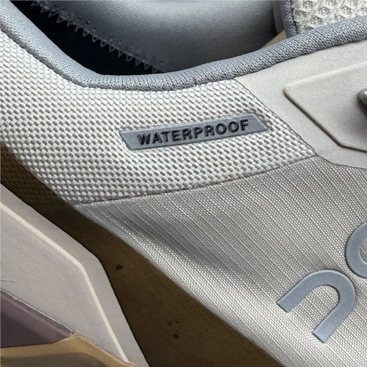 On-Running shoes - Cloudwander Waterproof - Cloudwander Waterproof - 7398056 - Pearl/Root (UPC: 7630867828399) 9
