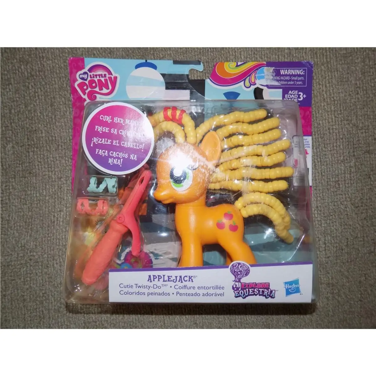 My Little Pony Friendship is Magic Explore Equestria Cutie Twisty-do Applejack