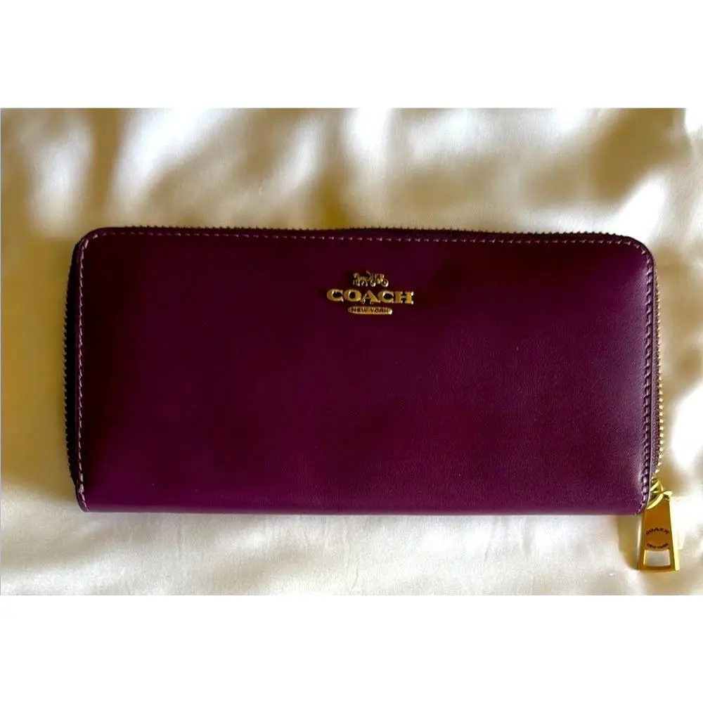 73738 Smith Smooth Leather Slim Accordion Zip Deep Berry by Coach