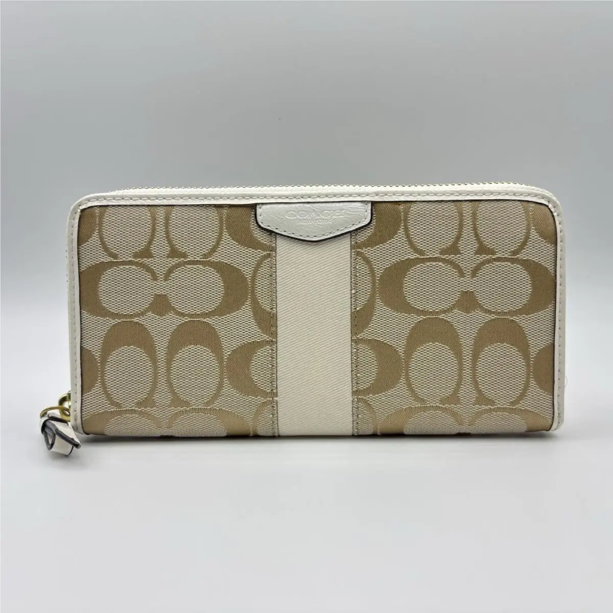 F51710 Accordion Zip Wallet Light Khaki / Ivory Canvas - Retail by Coach