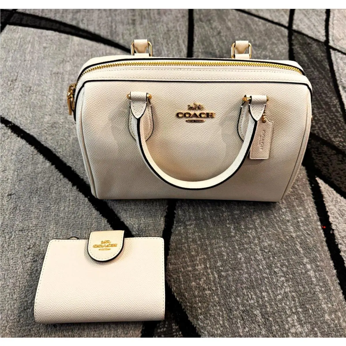 Rowan Satchel Medium Corner Zip Wallet Set - Im/chalk White Leather by Coach