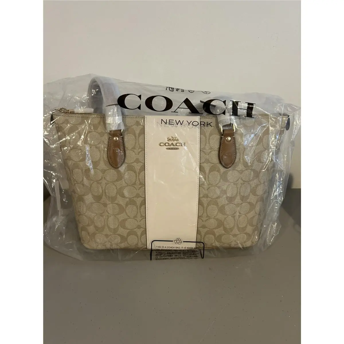 Gallery Tote Signature-lt Khaki Chalk Lt Saddle-CR121-LN by Coach