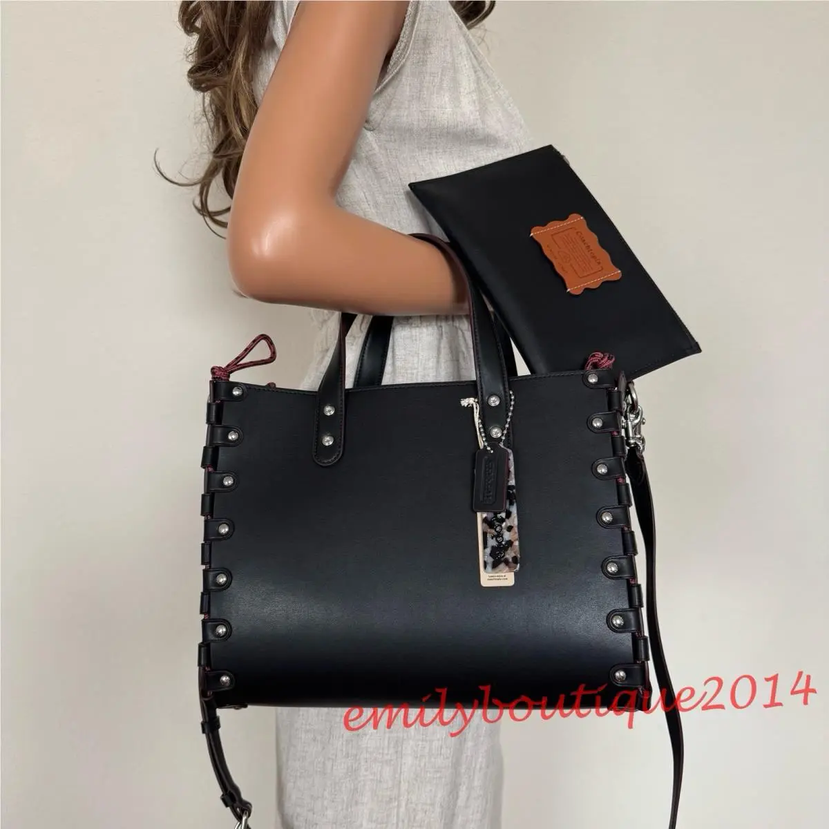 CO667 Re Laceable Tote in topia Leather Crossbody Zip Pouch Black by Coach