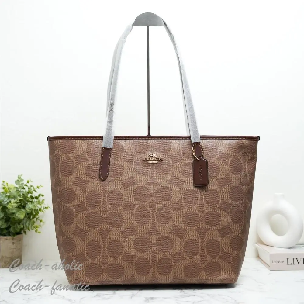 CCD66 Large City Tote Bag In Maxi Signature Canvas Tan/brown by Coach