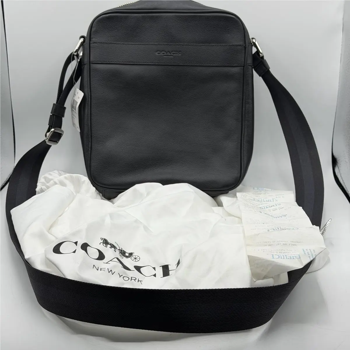 Men`s Flight Bag Pebble Leather Bag Midnight Black F54782 - Read by Coach