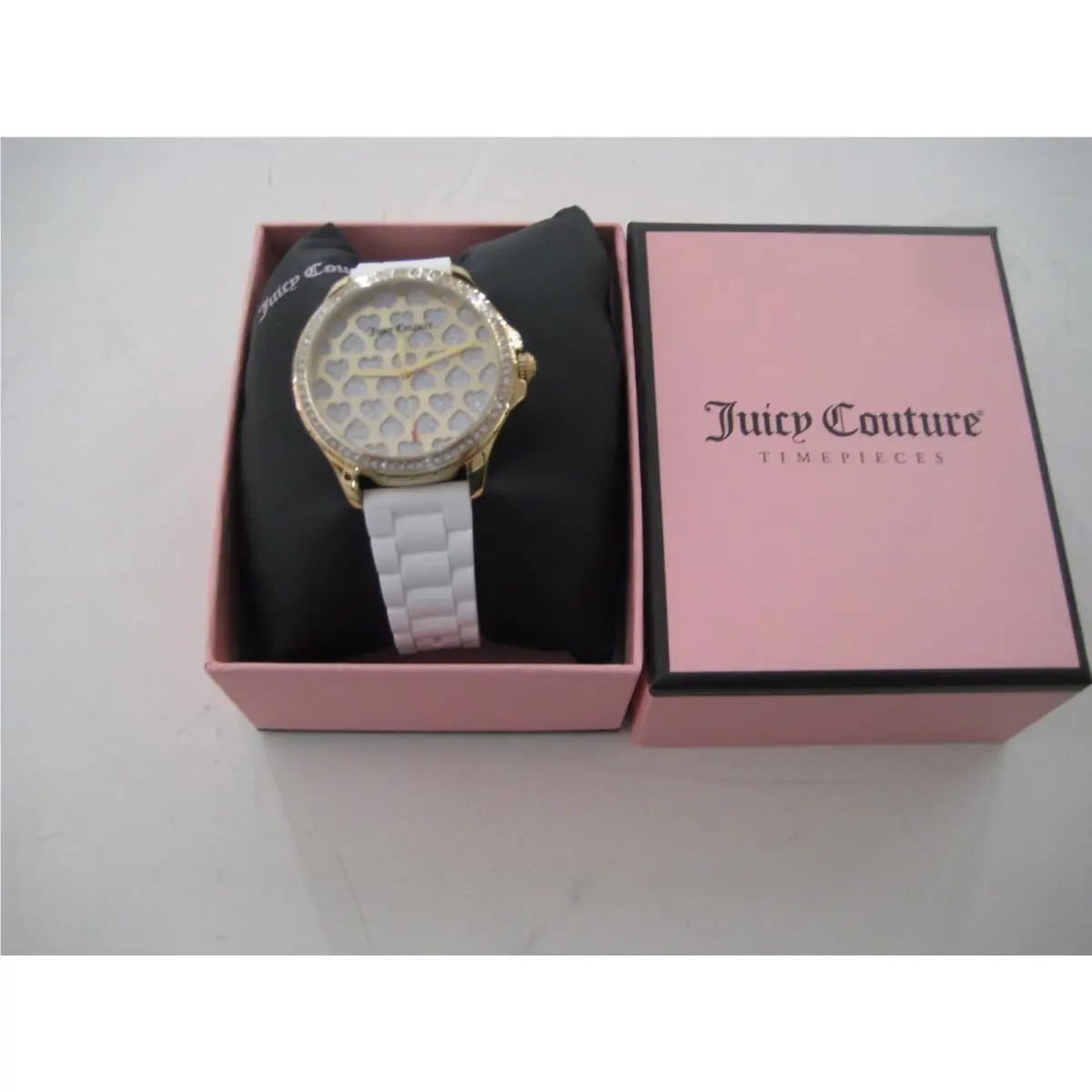 1901298 Gwen Silver Heart Dial White Silicone Band Women`s Watch by Juicy Couture