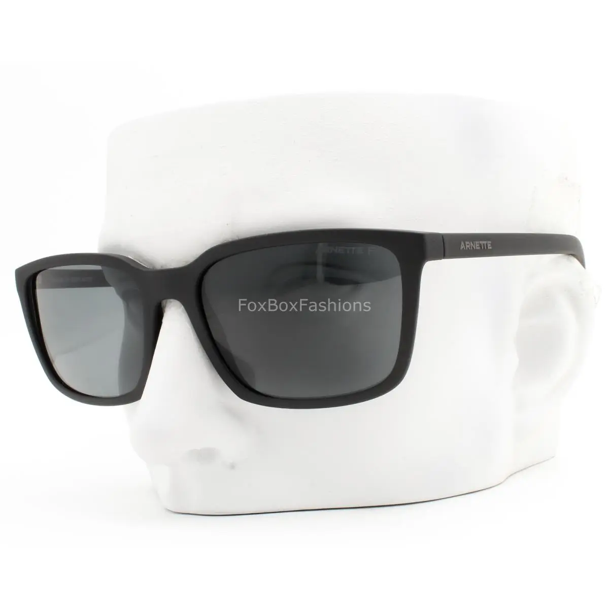 Sunglasses Matte Black Gray Tint Polarized Lens AN4311 275881 with Pouch by Arnette