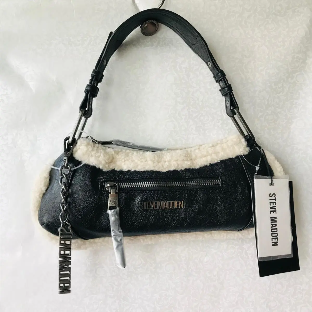 BSLOANE2 Shoulder Bag Fur / Leather by Steve Madden