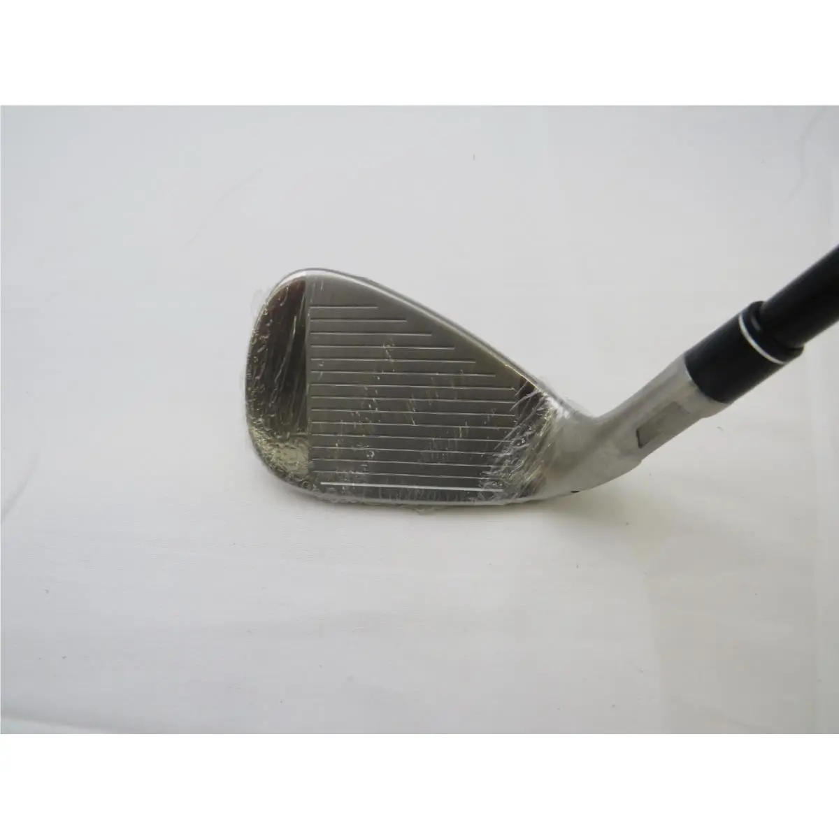 TaylorMade  - Stealth - Stealth - Black, Red, Teal 1
