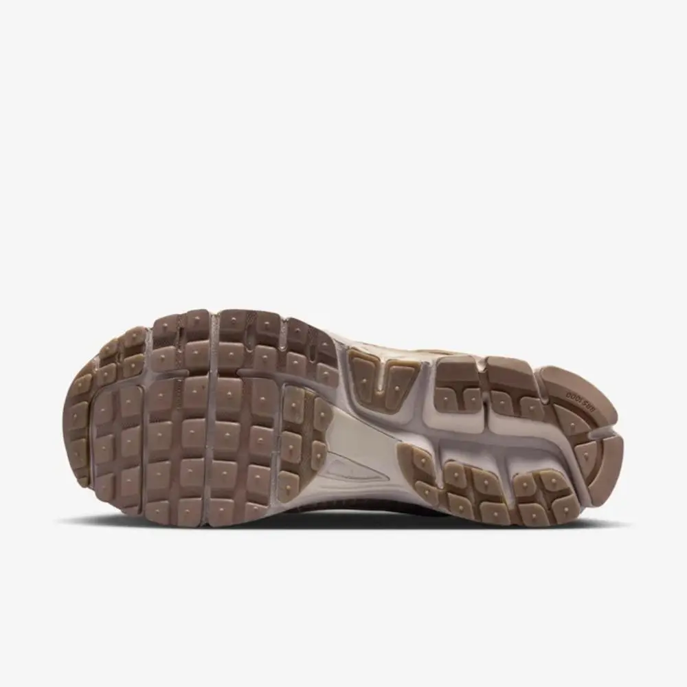 Nike shoes - Nike Air Zoom Vomero 5 - HV2529-200 - Brown 12