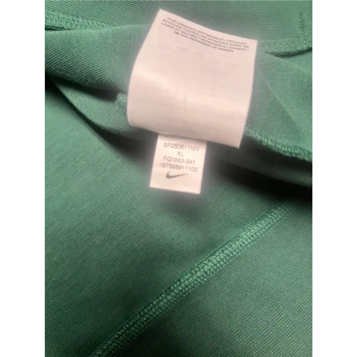 Nike clothing - Green 3