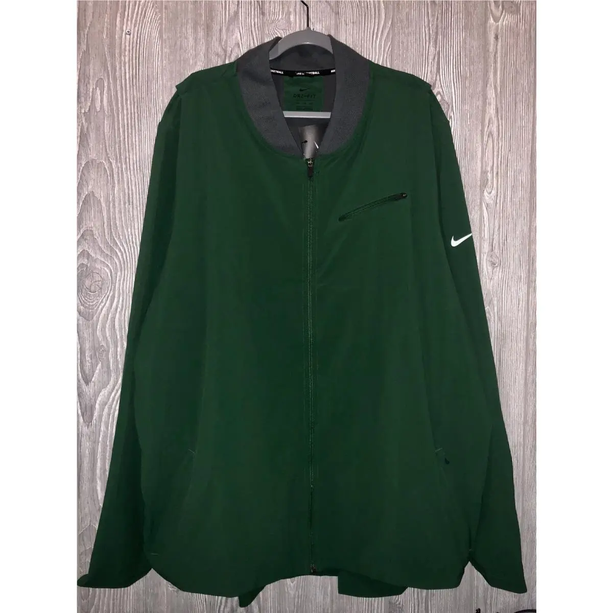 Nike clothing - NIKE HyperElite Showtime Basketball Jacket - 867758 - Green 4