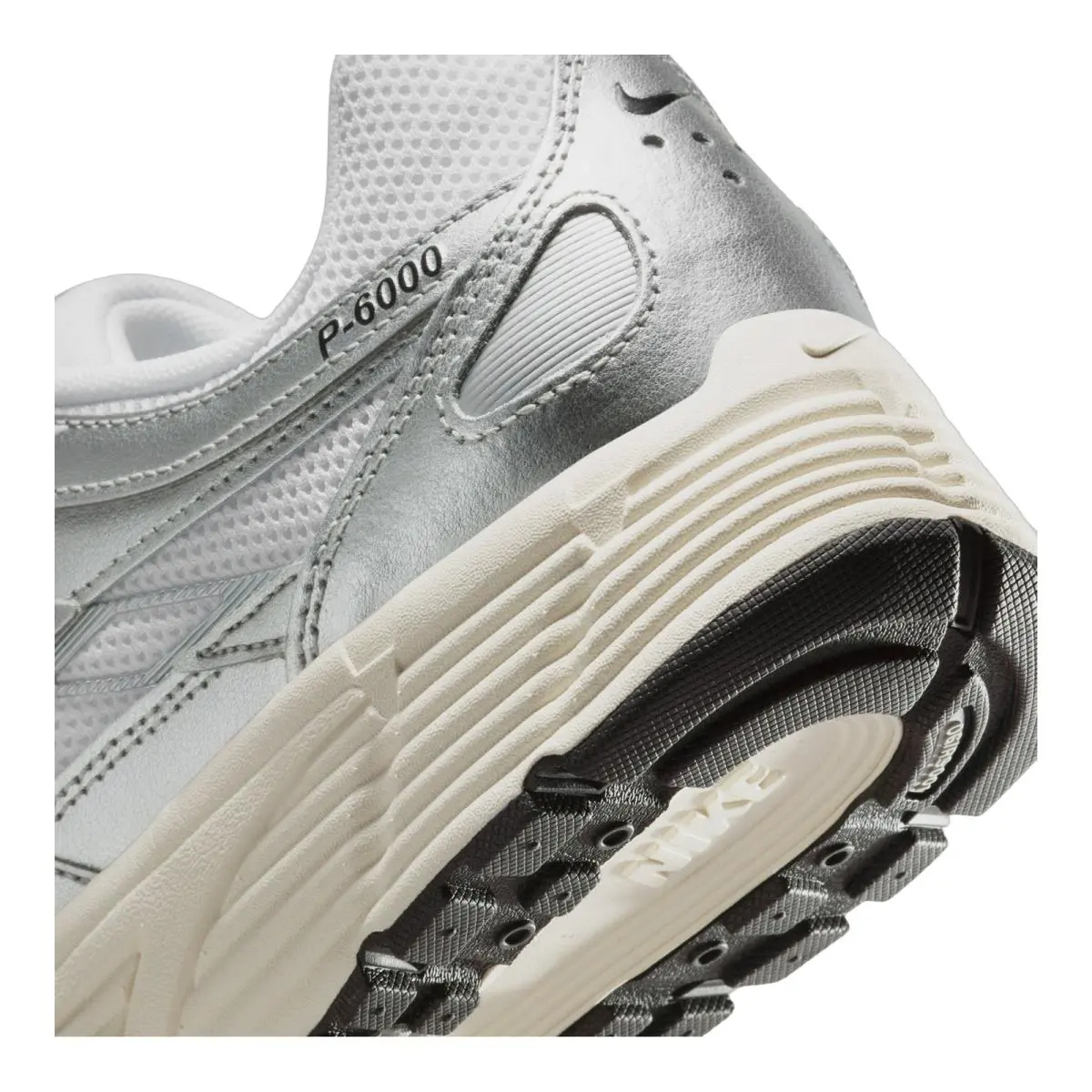 Nike shoes - Nike P-6000 - Metallic Platinum/Pure Platinum/Metallic Silver 35
