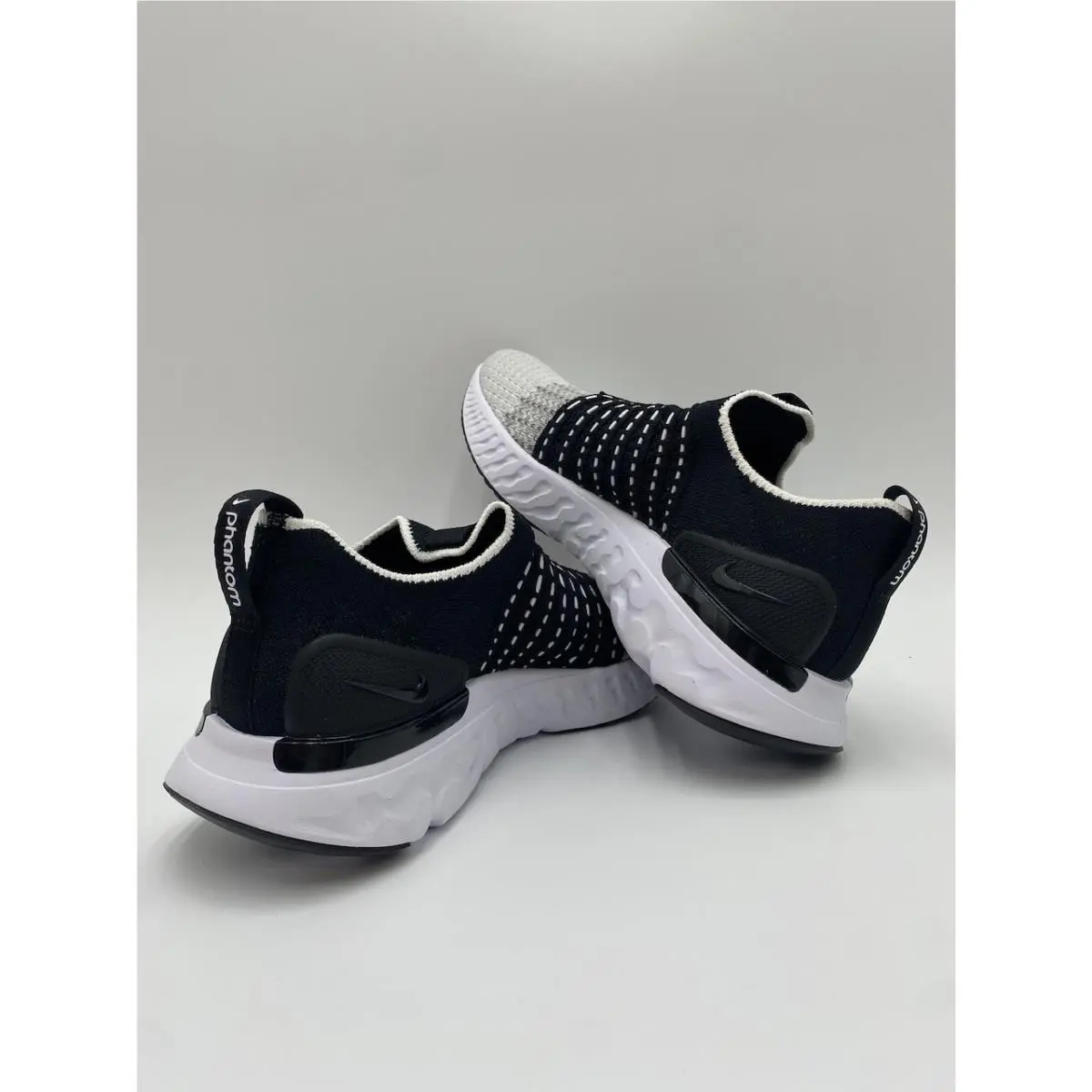 Nike shoes - Black 6