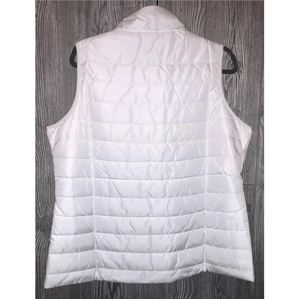 Nike clothing - NIKE GOLF Warm Lightweight Windproof Vest - 855648 - White 1